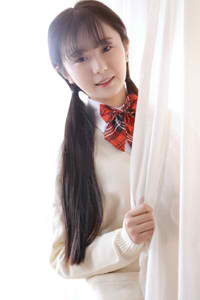 少爷菊眼乖乖撅高被扇肿菊眼