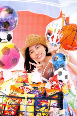 漆亚灵个人资料