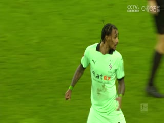 日韩电影激吻胸视频大全