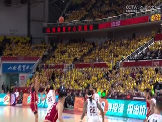游戏宅男打僵尸视频