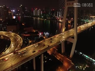 亚洲邪术之变脸师在线观看